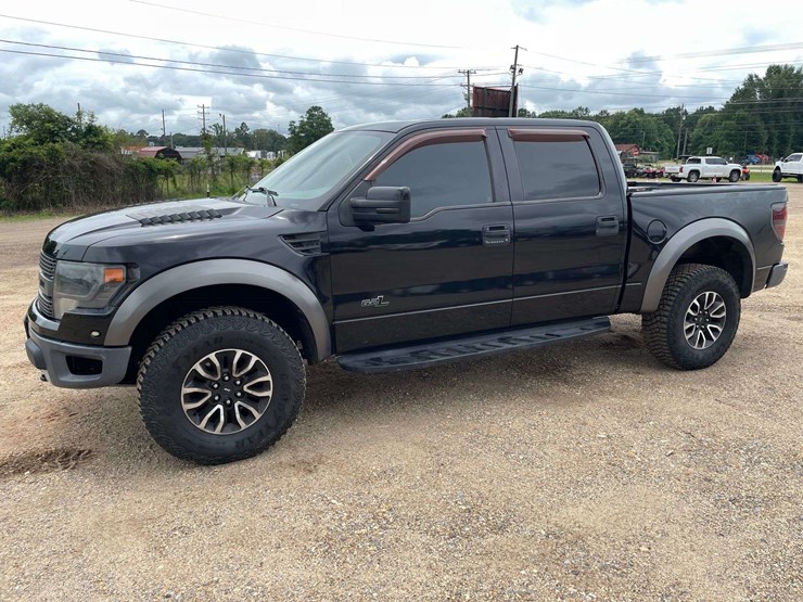2013-ford-f150-raptor-image-1