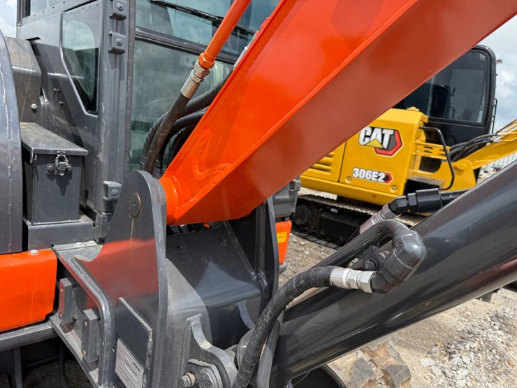 2023-hitachi-zx55u-5a-image-31