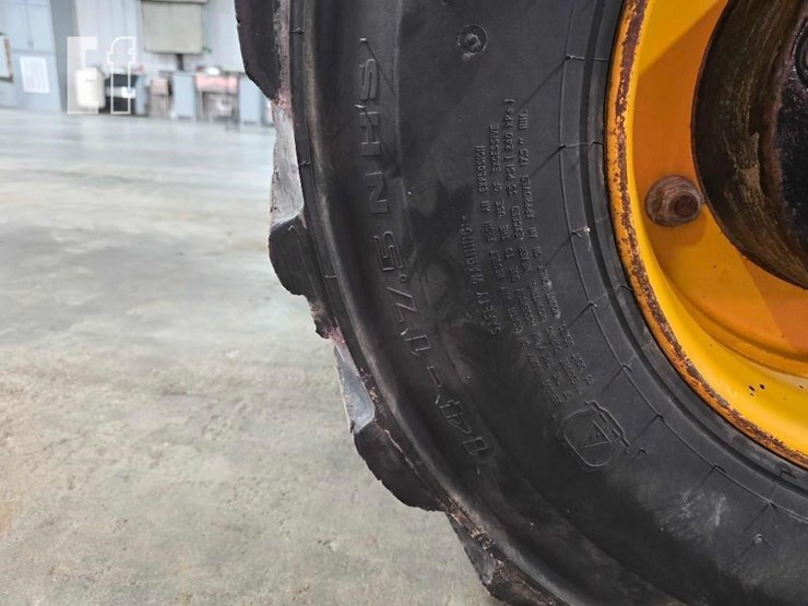 2008-jcb-930-image-26
