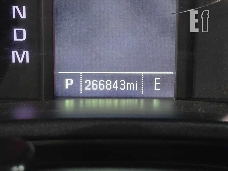 2015-chevrolet-silverado-1500-image-13