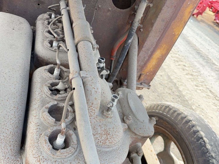 mack-c-cab-dump-truck-image-25