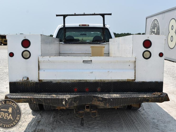 2009-ford-f350-xl-image-4