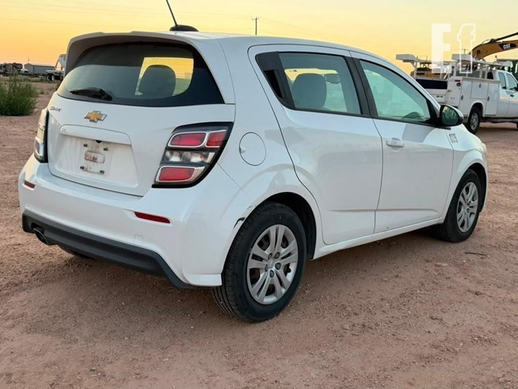 2018-chevrolet-image-3