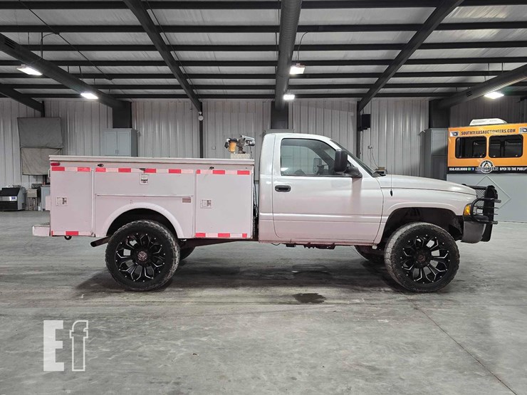 2001-dodge-ram-1500-image-6