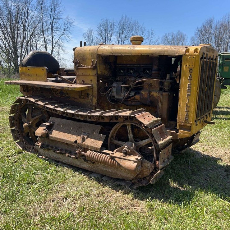 Caterpillar Twenty Two
