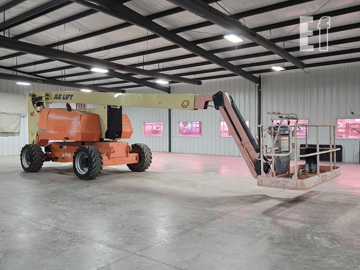 2016-jlg-800aj-image-2