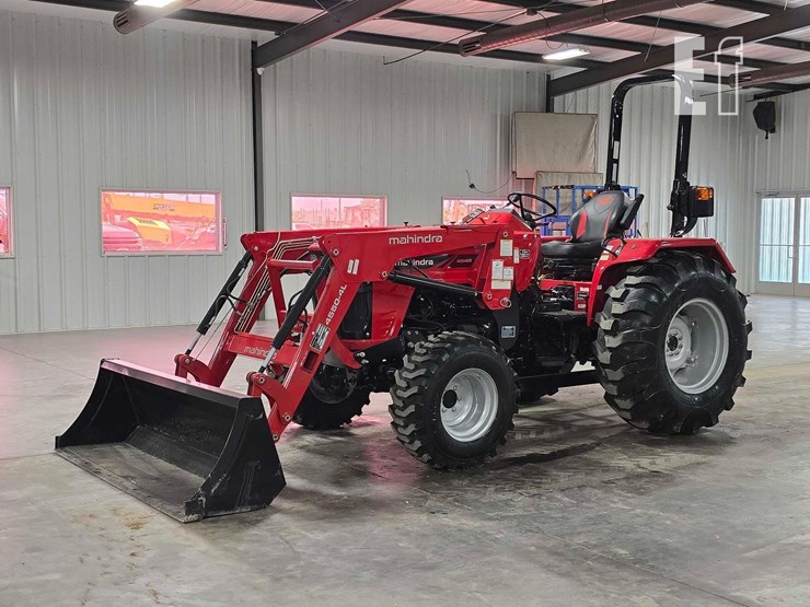 2026-mahindra-4540-image-1