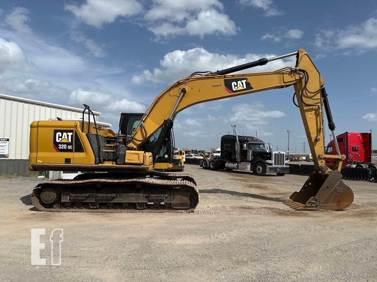 caterpillar-320gc-image-6