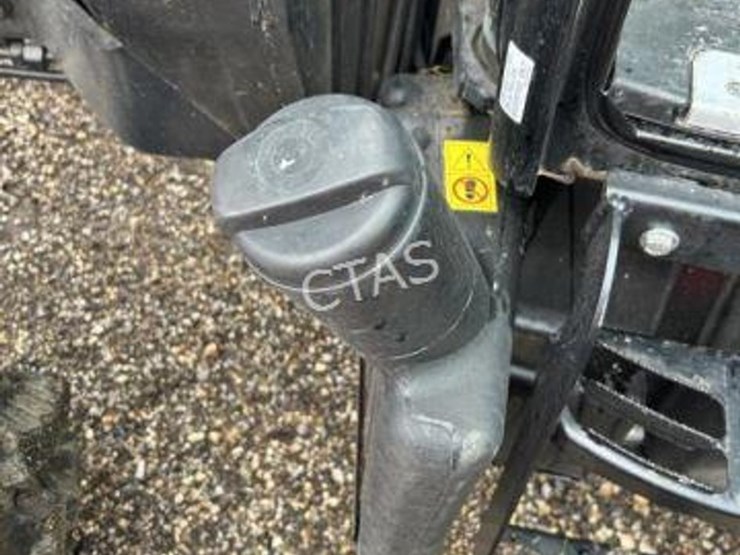 new-holland-75-image-10