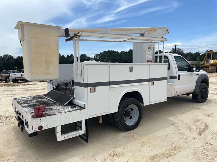 2005-ford-f450-image-3