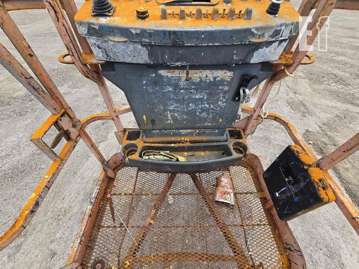 jlg-e400ajpn-image-13