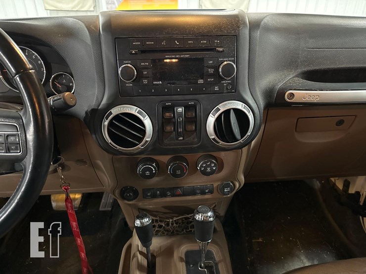 2016-jeep-wrangler-image-17
