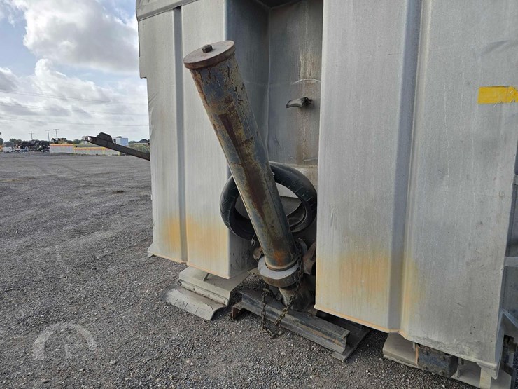 walinga-15-foot-aluminum dump-truck-body-image-10