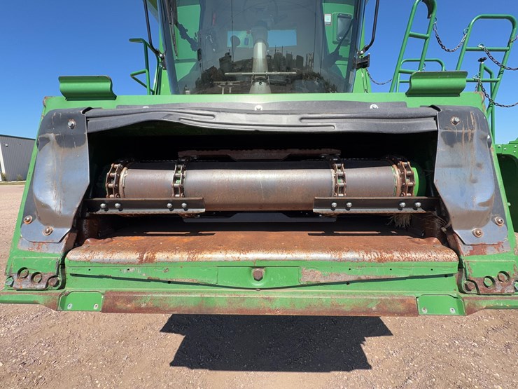 2015-john-deere-s680-image-14
