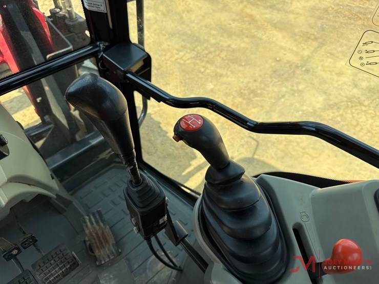 massey-ferguson-5445-image-18