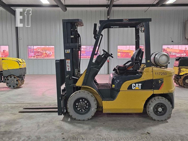 2020-caterpillar-gp25n-image-5