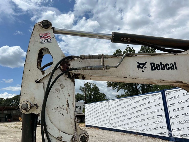 2019-bobcat-e50-mini-excavator-image-19