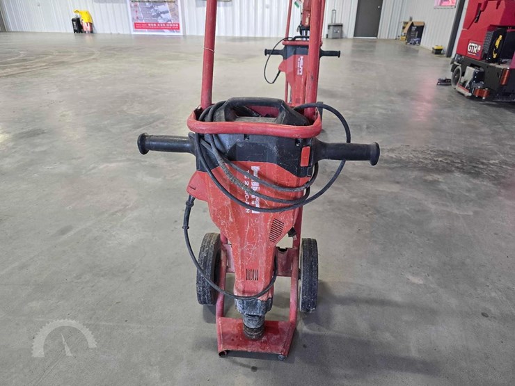 2019-hilti-te2000-avr-30-39-lb-electric-breaker-image-7