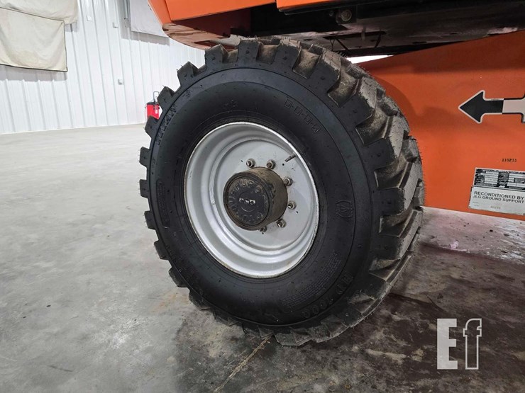 2008-jlg-660sj-image-21
