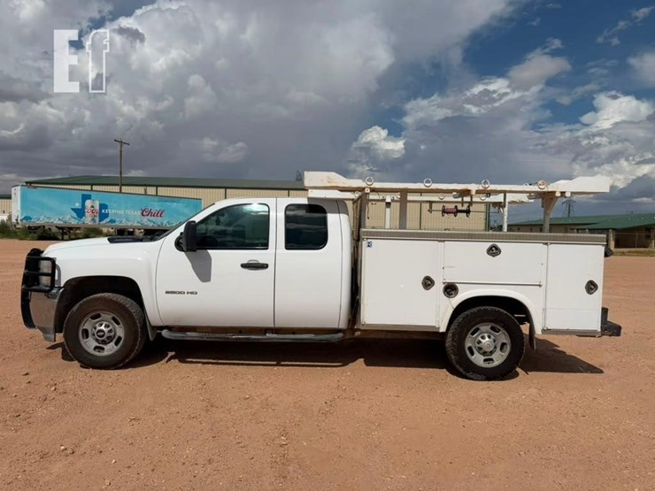 2013-chevrolet-silverado-2500hd-image-6