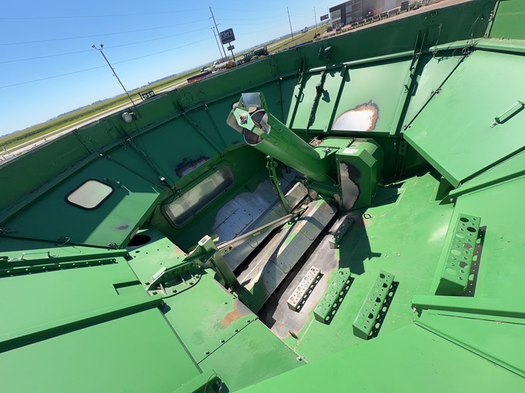 2015-john-deere-s680-image-51