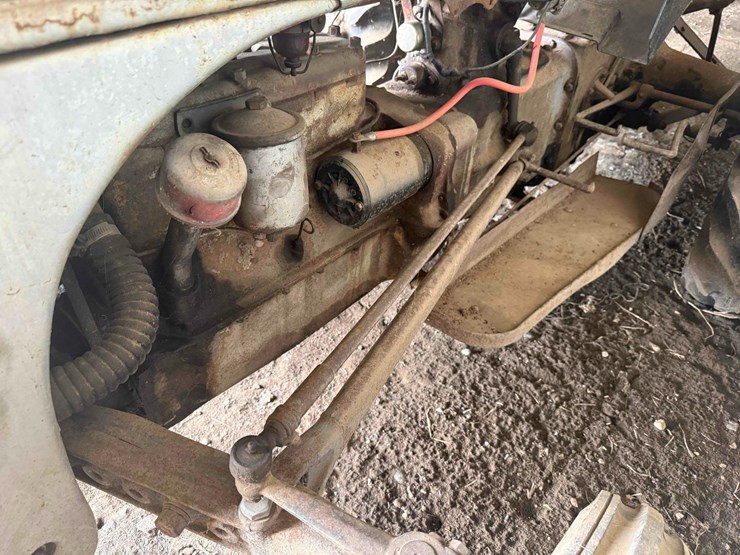 ford-8n-image-3
