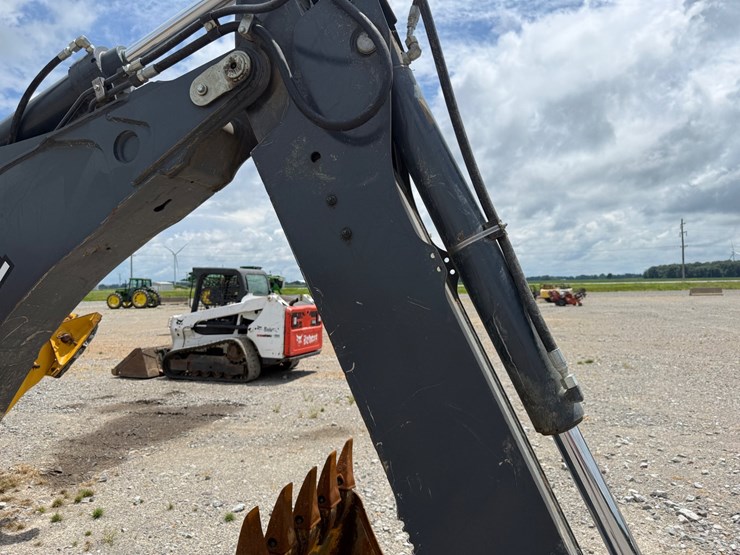 #43053-•-2024-john-deere-320p-backhoe-loader-1t0320pacrfx07150-inv#-43053-image-6