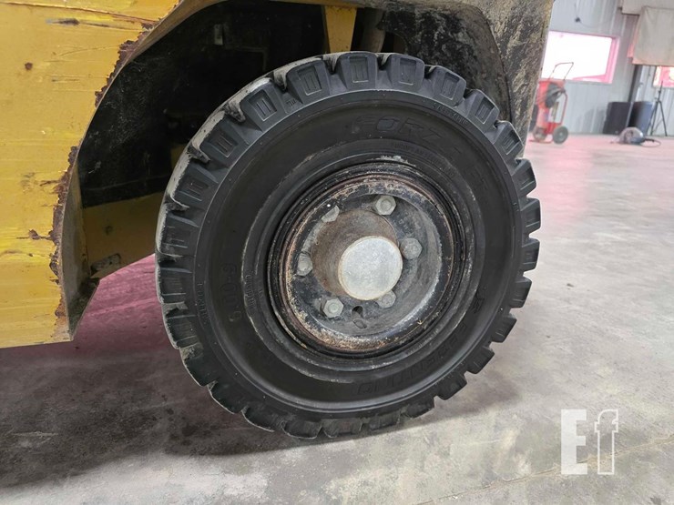 2018-caterpillar-gp25n-image-26