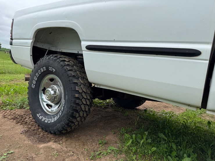 1999-dodge-ram-2500-image-15
