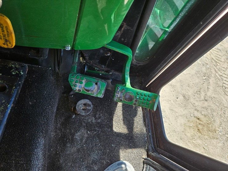 john-deere-5400-image-34