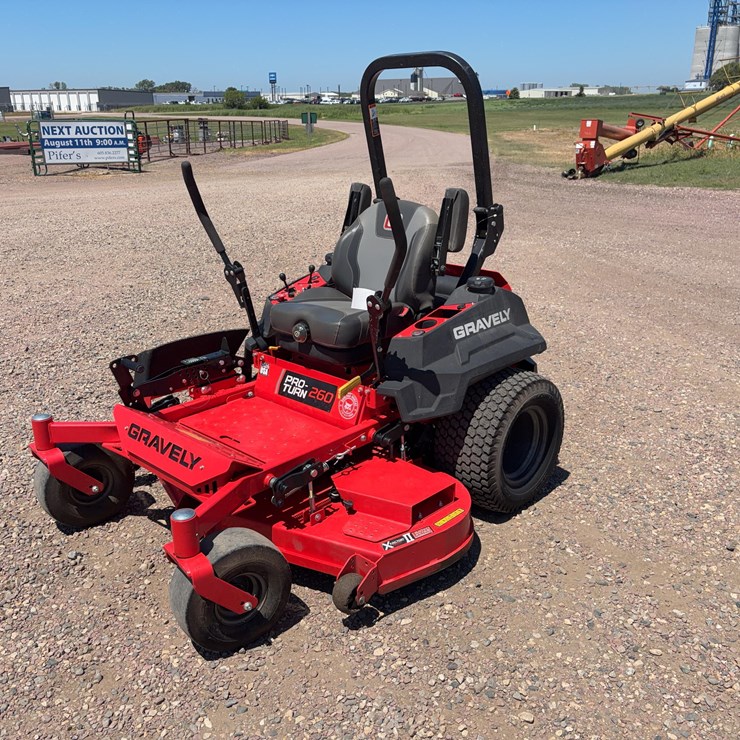 Gravely 992267 Zero Turn Mower