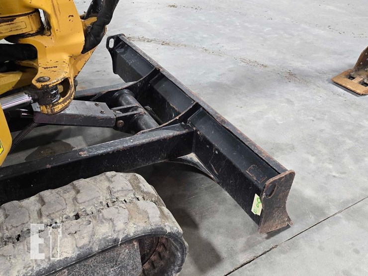 2019-caterpillar-303.5e2-cr-image-15