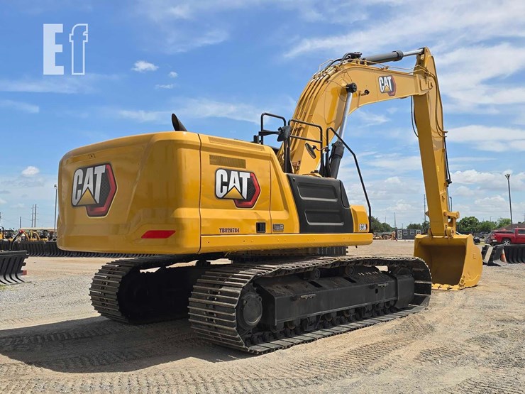 2020-caterpillar-336-image-3