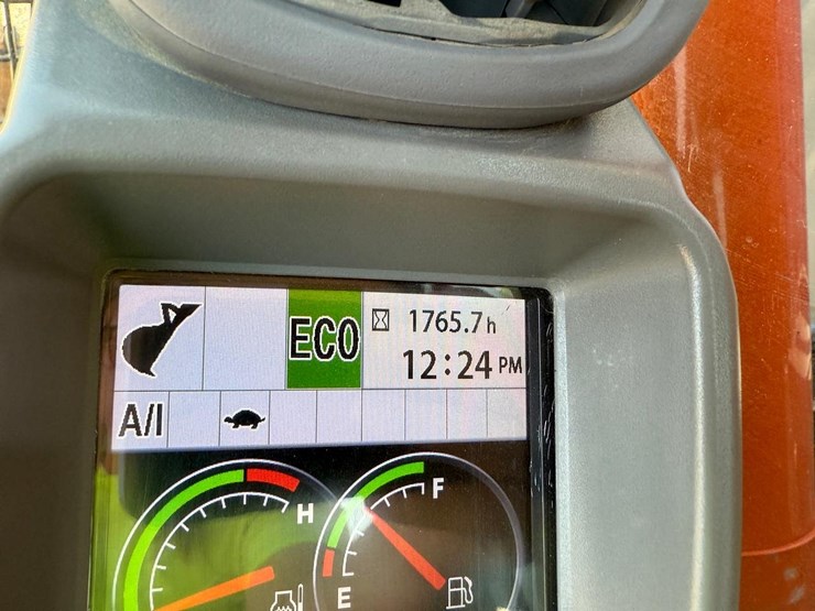 2021-hitachi-zx75us-5b-image-28
