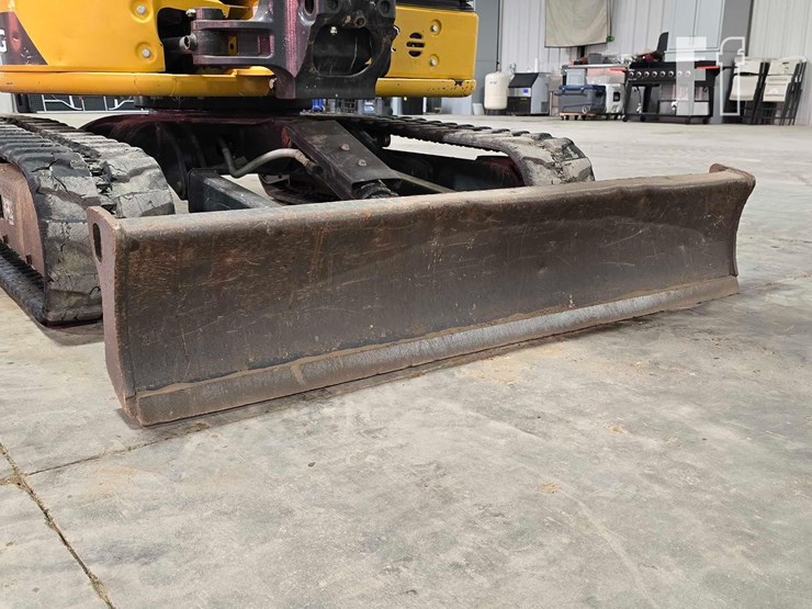 2021-deere-35g-image-14