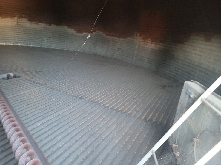 grain-bin---closest-to-road-image-32