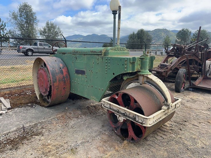 huber-road-roller-image-7