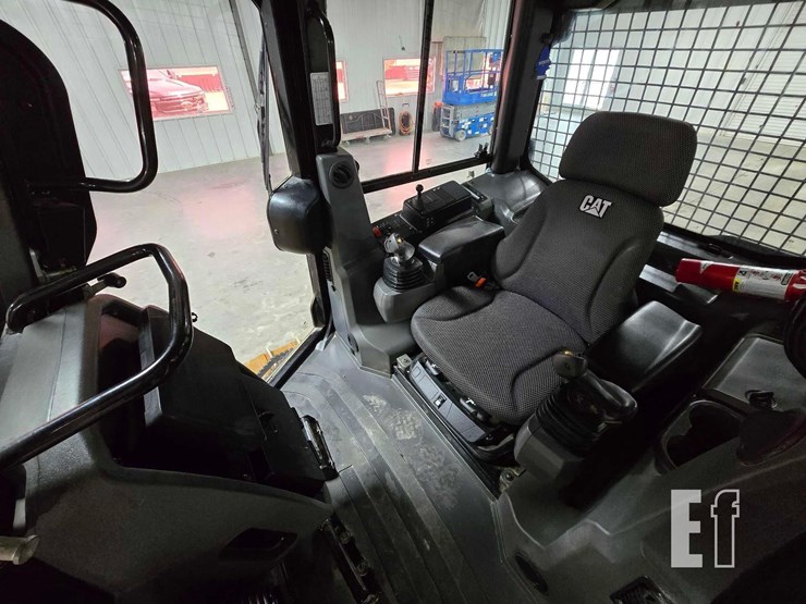 2022-caterpillar-d3-image-15