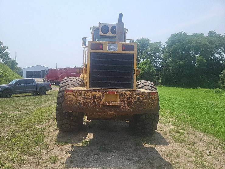 john-deere-744e-pay-loader-image-4