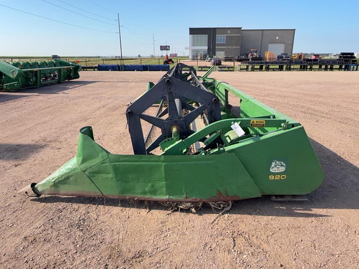 john-deere-920-image-8