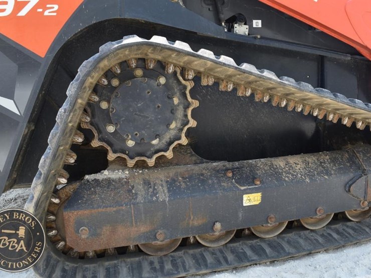 2021-kubota-svl97-2-image-35