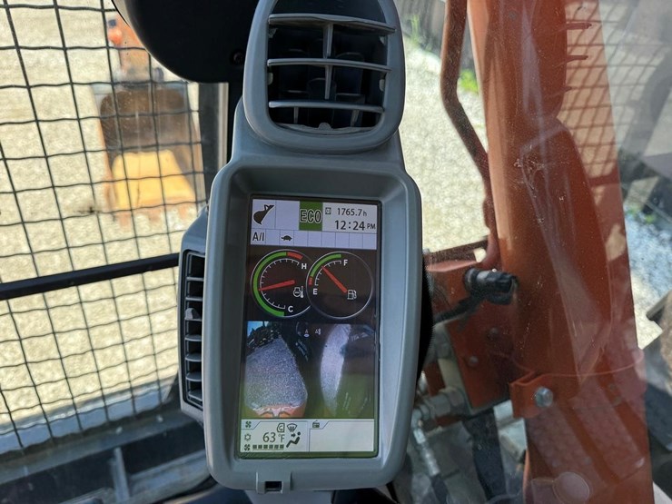 2021-hitachi-zx75us-5b-image-27