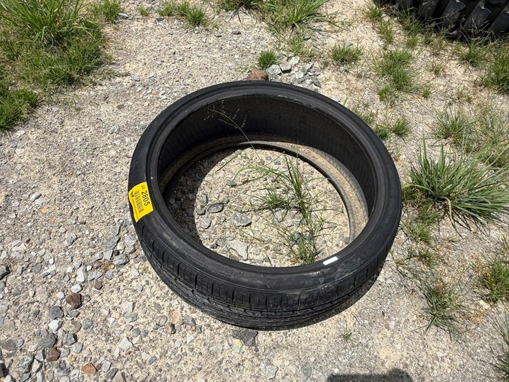 #2805-•-(1)-nexen-225/35zr20-tire-inv#-2805-image-1