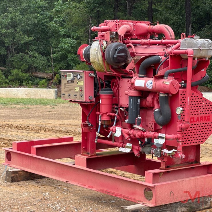JOHN DEERE ENGINE