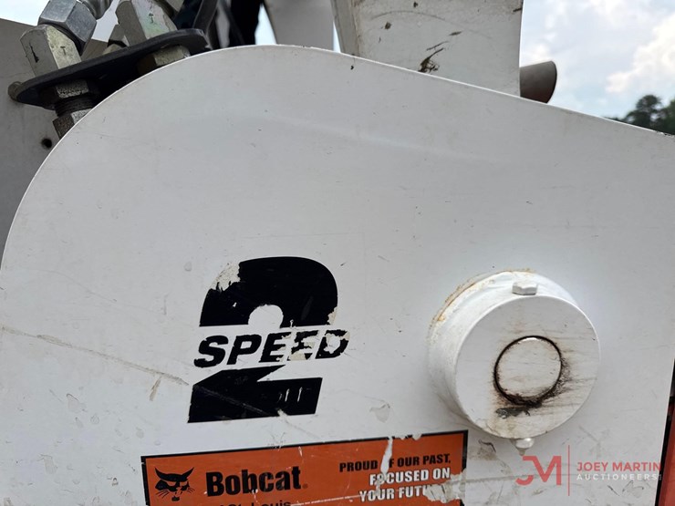 2014-bobcat-t750-image-10