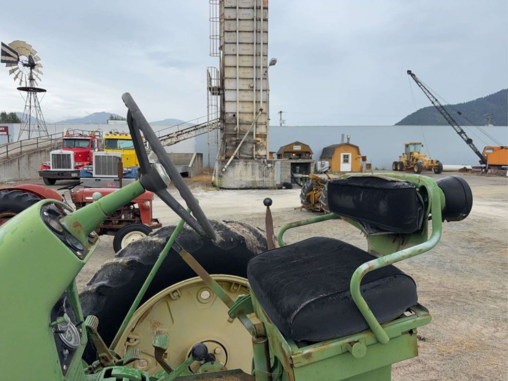 john-deere-630-image-29
