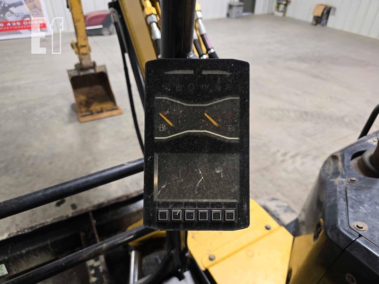 2021-caterpillar-306cr-image-23