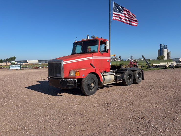 1990-caterpillar-3306-image-1