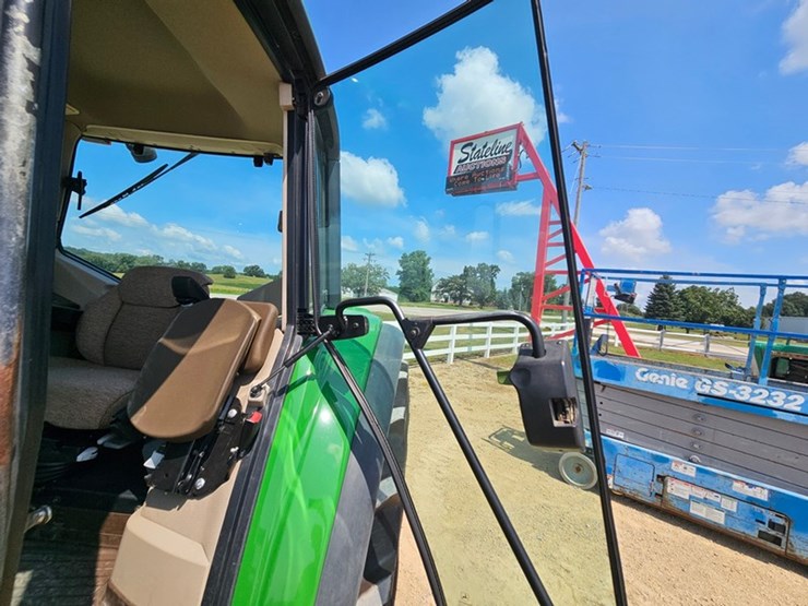 john-deere-6420-image-33
