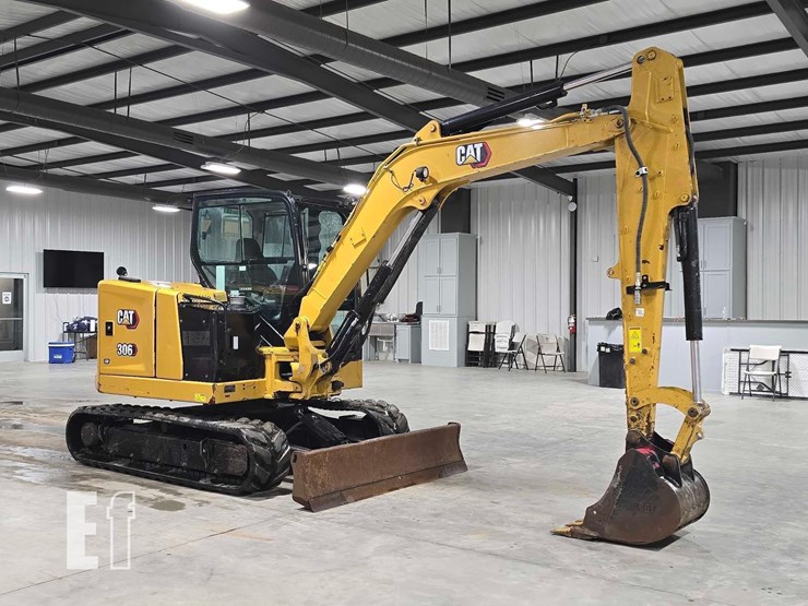 2022-caterpillar-306cr-image-2